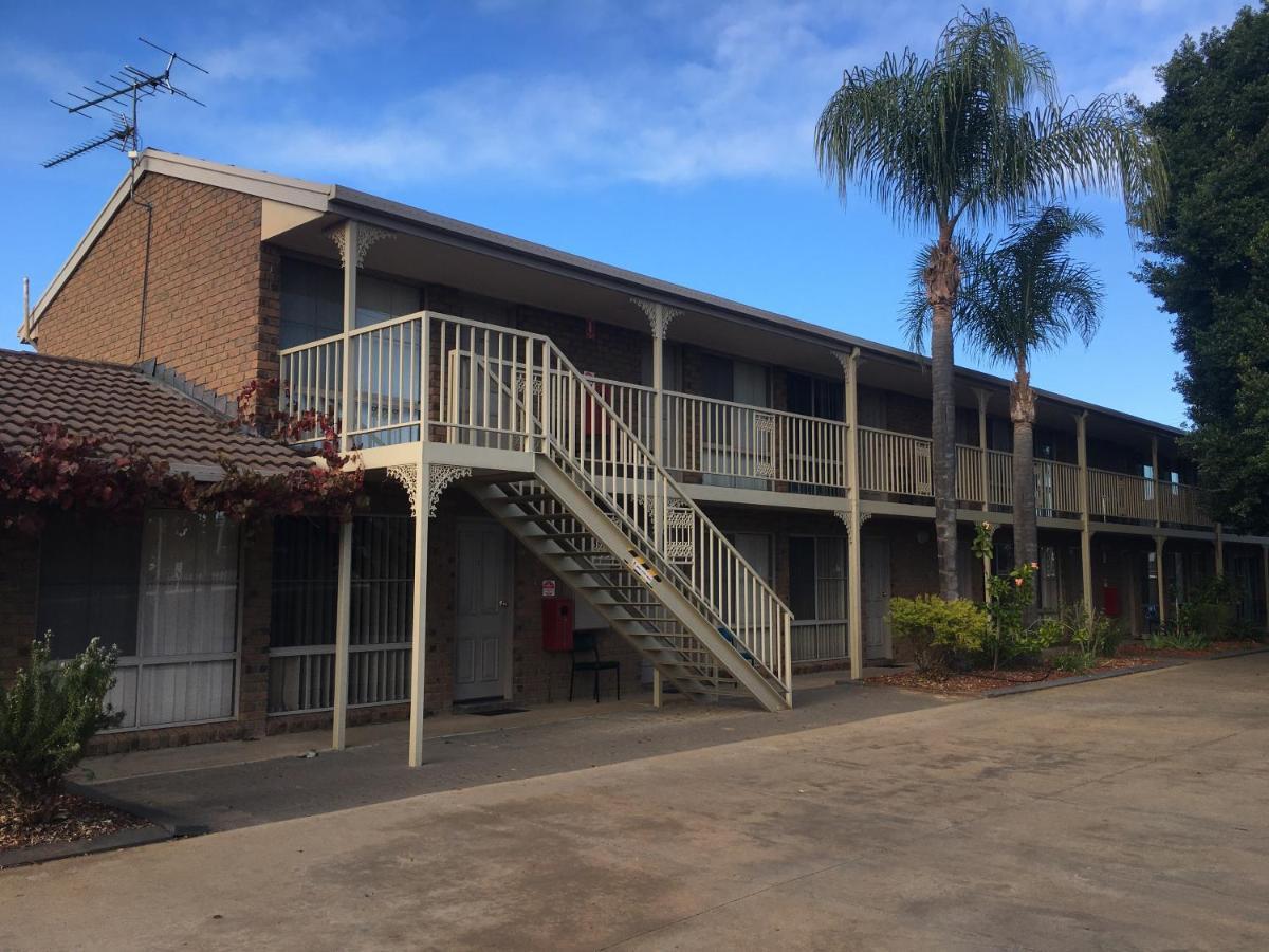 Darling Junction Motor Inn Wentworth 외부 사진