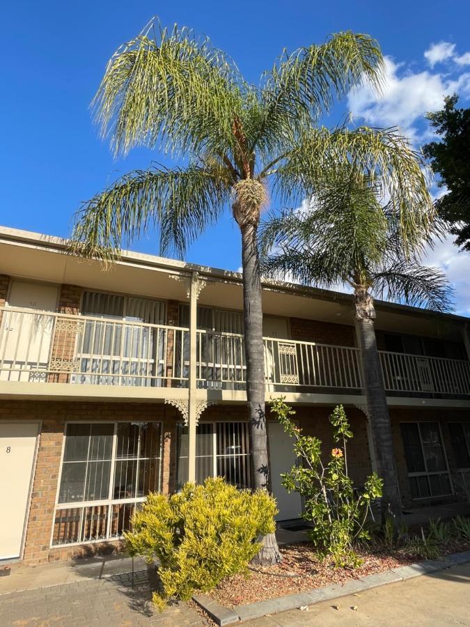 Darling Junction Motor Inn Wentworth 외부 사진