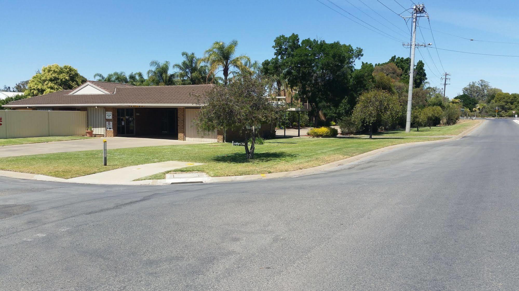 Darling Junction Motor Inn Wentworth 외부 사진